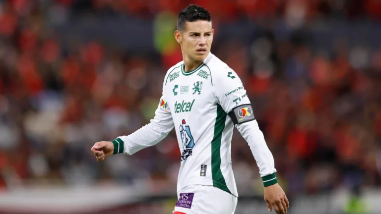 Debut-de-James-Rodriguez-con-el-Leon-de-Mexico